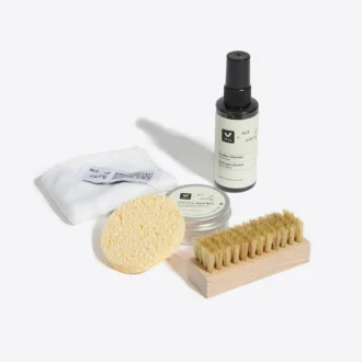 Kit de cuidados para ténis Veja X Act Of Caring