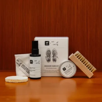 Kit de cuidados para ténis Veja X Act Of Caring
