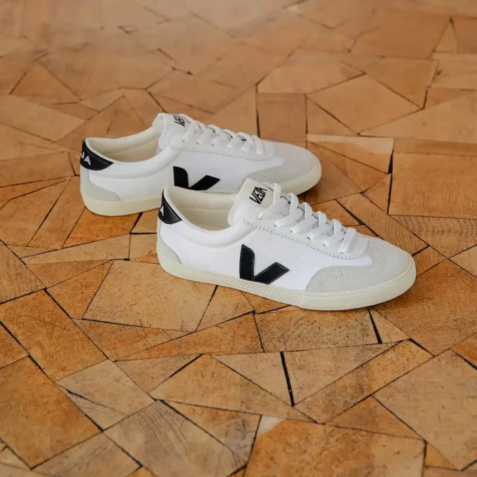Volley Canvas Branco Preto Volley Canvas Branco Preto